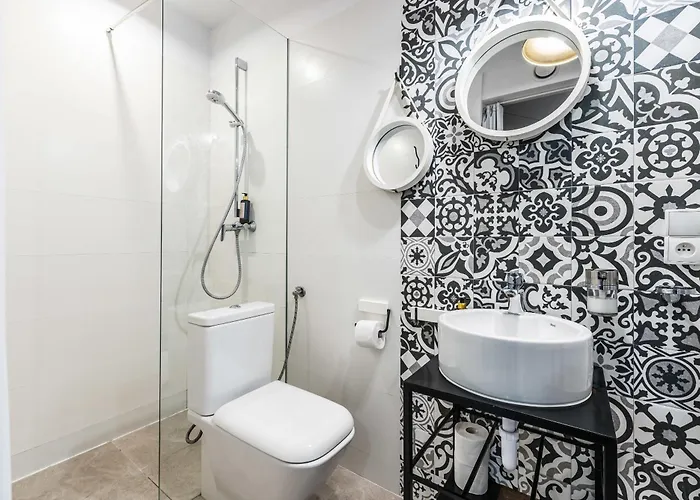 Comfortable Underground In By Rent Like